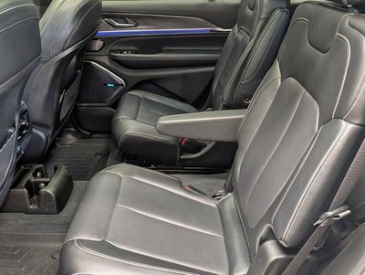 2023 Jeep Grand Cherokee L Overland 4x4