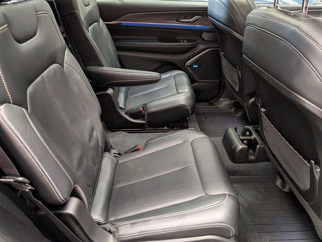 2023 Jeep Grand Cherokee L Overland 4x4