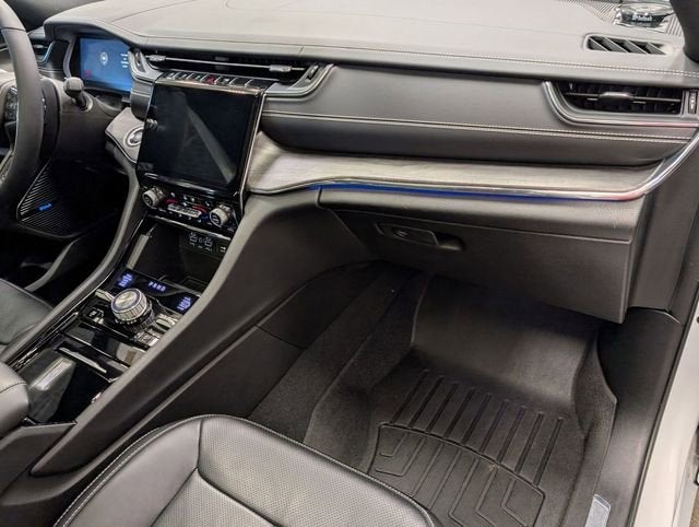 2023 Jeep Grand Cherokee L Overland 4x4