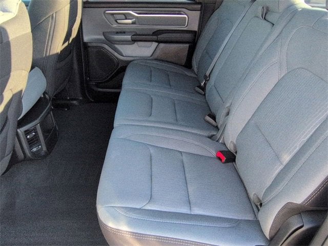 2022 RAM 1500 Big Horn Crew Cab 4x4 5'7" Box