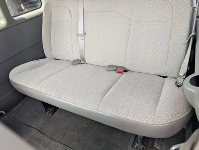 2025 Chevrolet Express Passenger 1LT