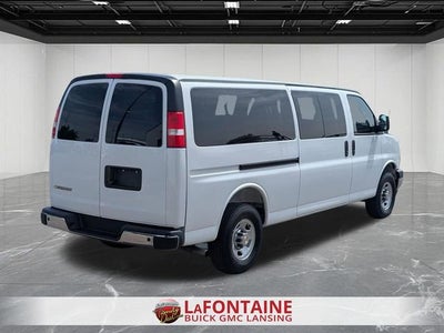 2025 Chevrolet Express Passenger 1LT