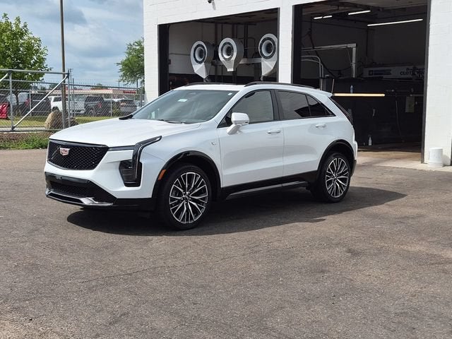 2024 Cadillac XT4 Sport