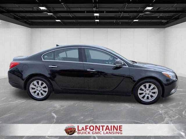 2013 Buick Regal Premium 1