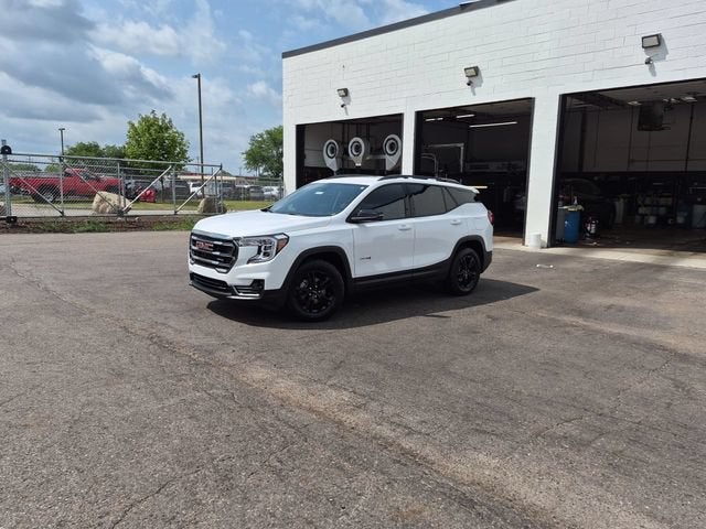 2024 GMC Terrain AT4