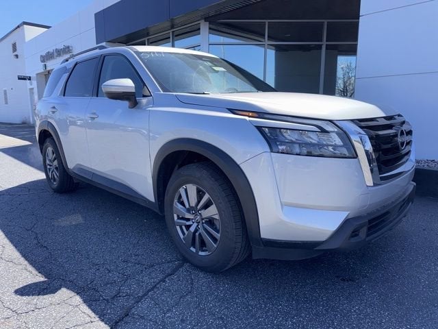 2025 Nissan Pathfinder SV FWD