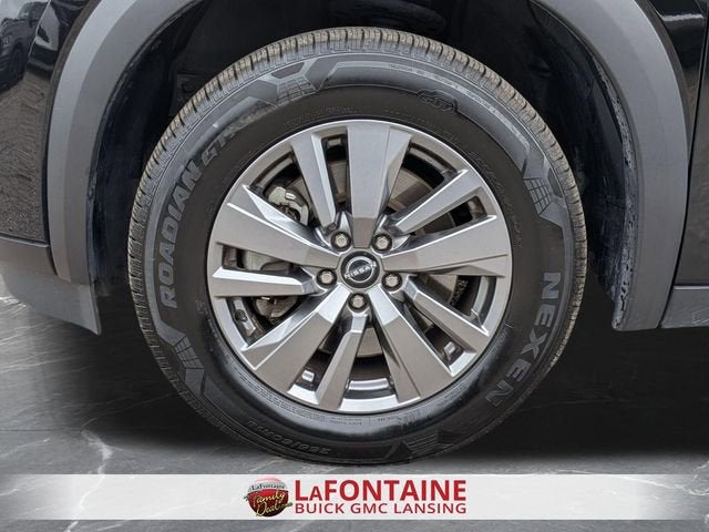 2025 Nissan Pathfinder SV 4WD