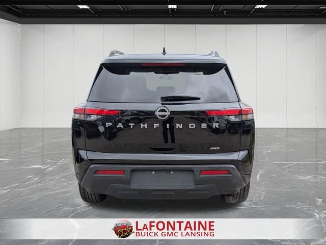 2025 Nissan Pathfinder SV 4WD