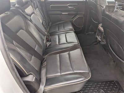 2020 RAM 1500 Laramie Crew Cab 4x4 5'7" Box