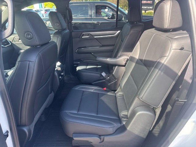 2024 GMC Acadia Elevation