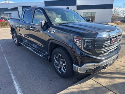 2022 GMC Sierra 1500 SLT