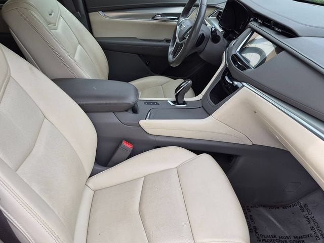 2018 Cadillac XT5 Luxury AWD