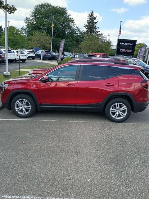 2024 GMC Terrain SLE