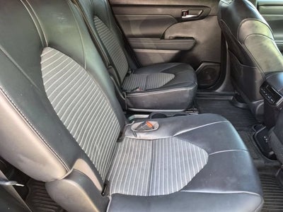 2022 Toyota Highlander XSE