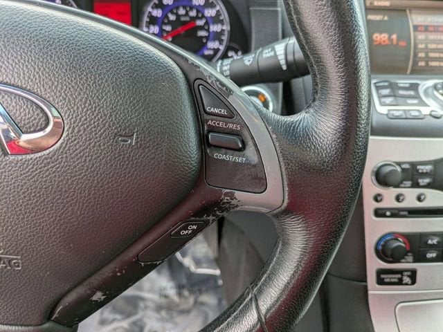 2009 INFINITI G37x x