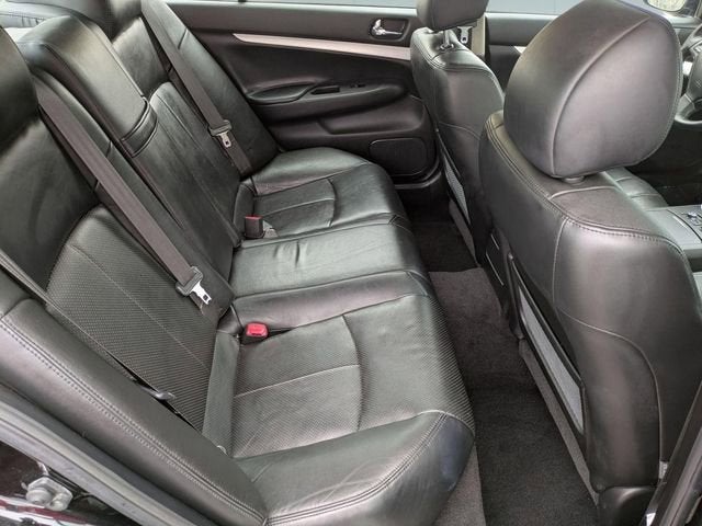 2009 INFINITI G37x x