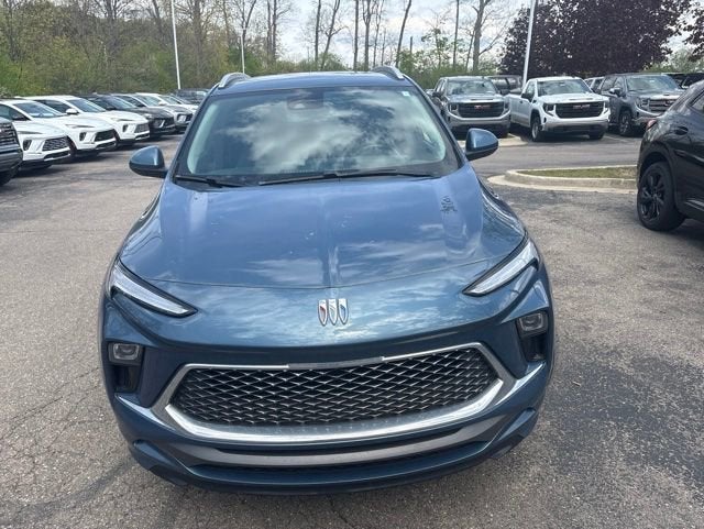2024 Buick Encore GX Avenir