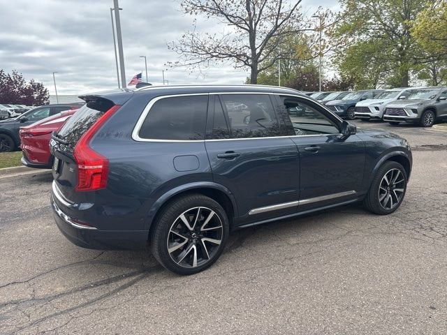 2024 Volvo XC90 B5 Plus Bright Theme