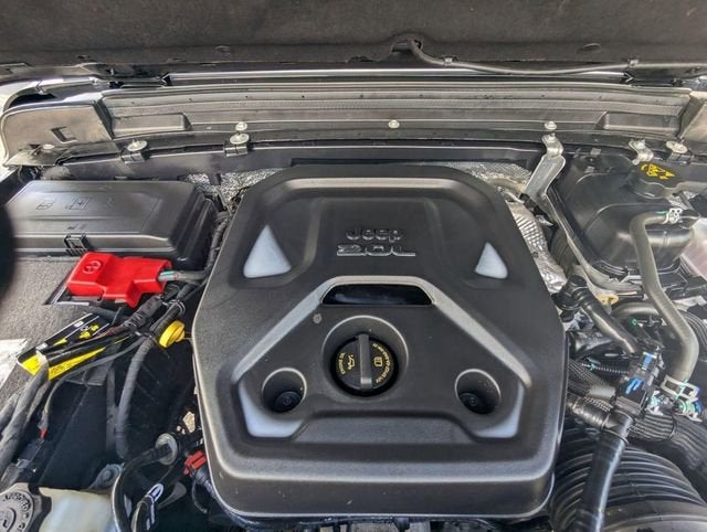 2025 Jeep Wrangler 4-Door Summit 4x4