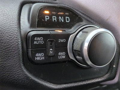 2020 RAM 1500 Big Horn Crew Cab 4x4 5'7" Box