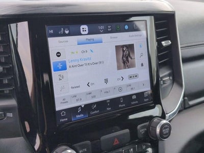 2023 RAM 1500 Laramie Crew Cab 4x4 5'7" Box