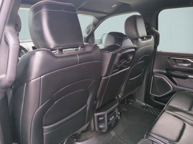 2023 RAM 1500 Laramie Crew Cab 4x4 5'7" Box