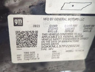 2023 GMC Acadia AT4