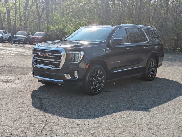 2023 GMC Yukon SLT