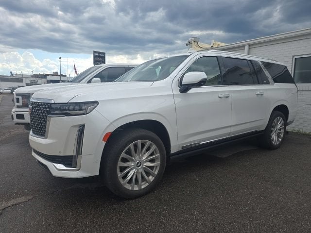2024 Cadillac Escalade ESV Premium Luxury