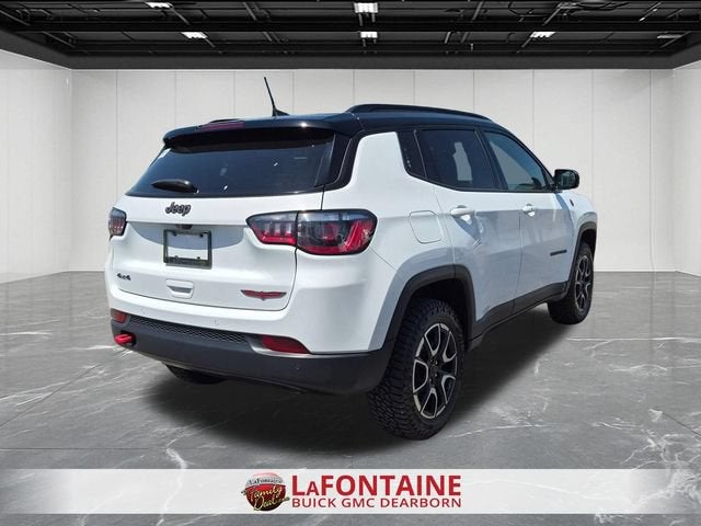 2025 Jeep Compass Trailhawk 4x4