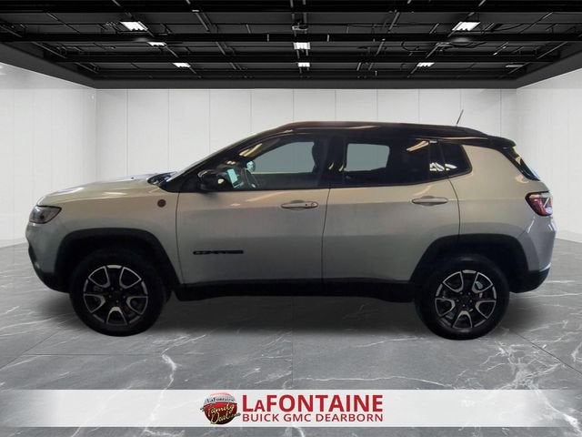 2025 Jeep Compass Trailhawk 4x4
