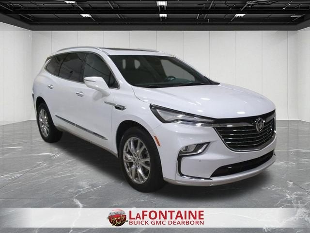 2023 Buick Enclave Essence