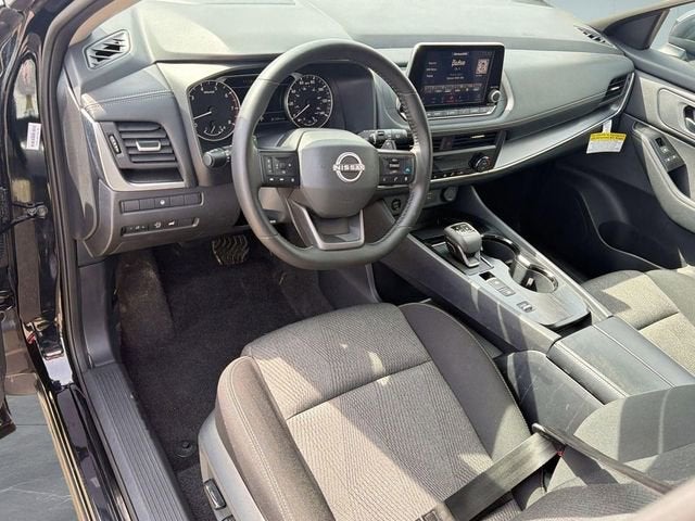 2025 Nissan Rogue SV FWD