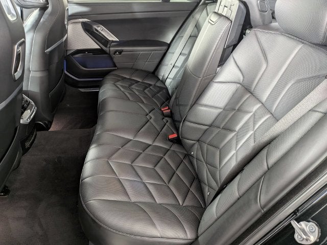 2023 BMW 760 i xDrive