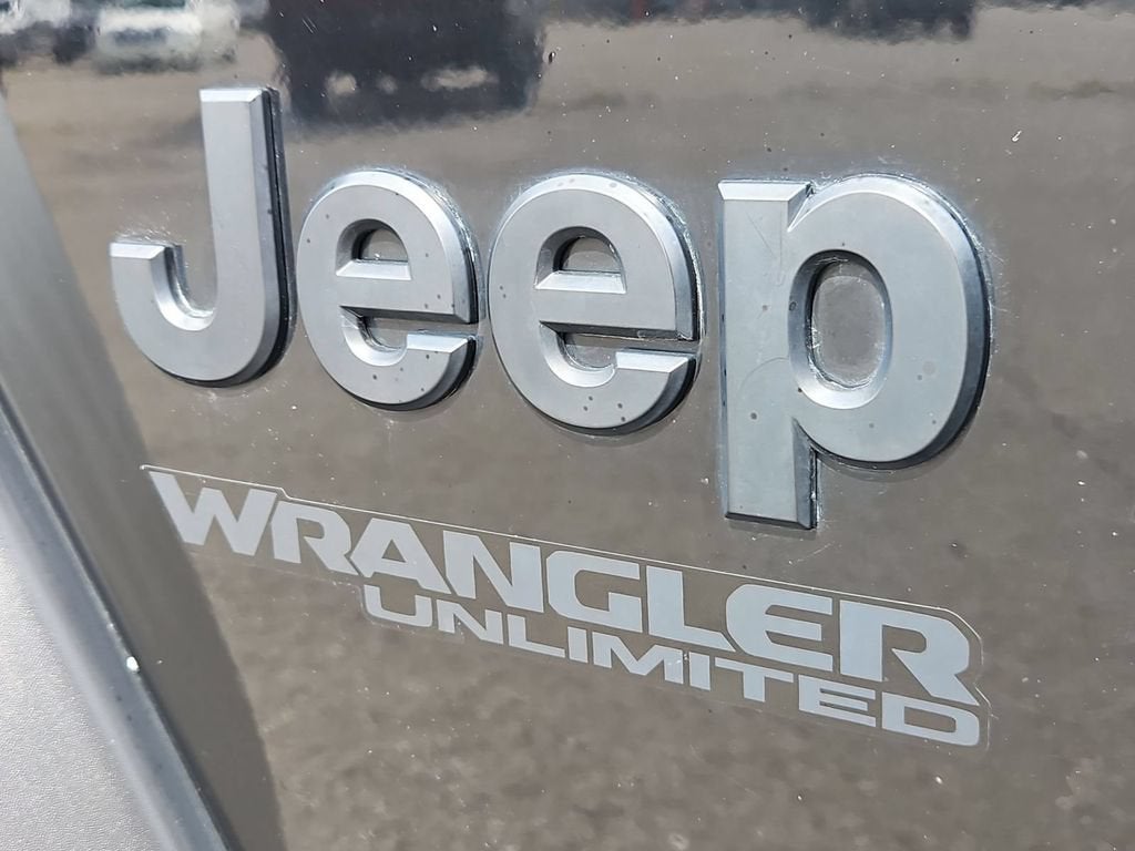 2020 Jeep Wrangler Unlimited Black and Tan 4x4