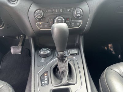 2020 Jeep Cherokee Lux