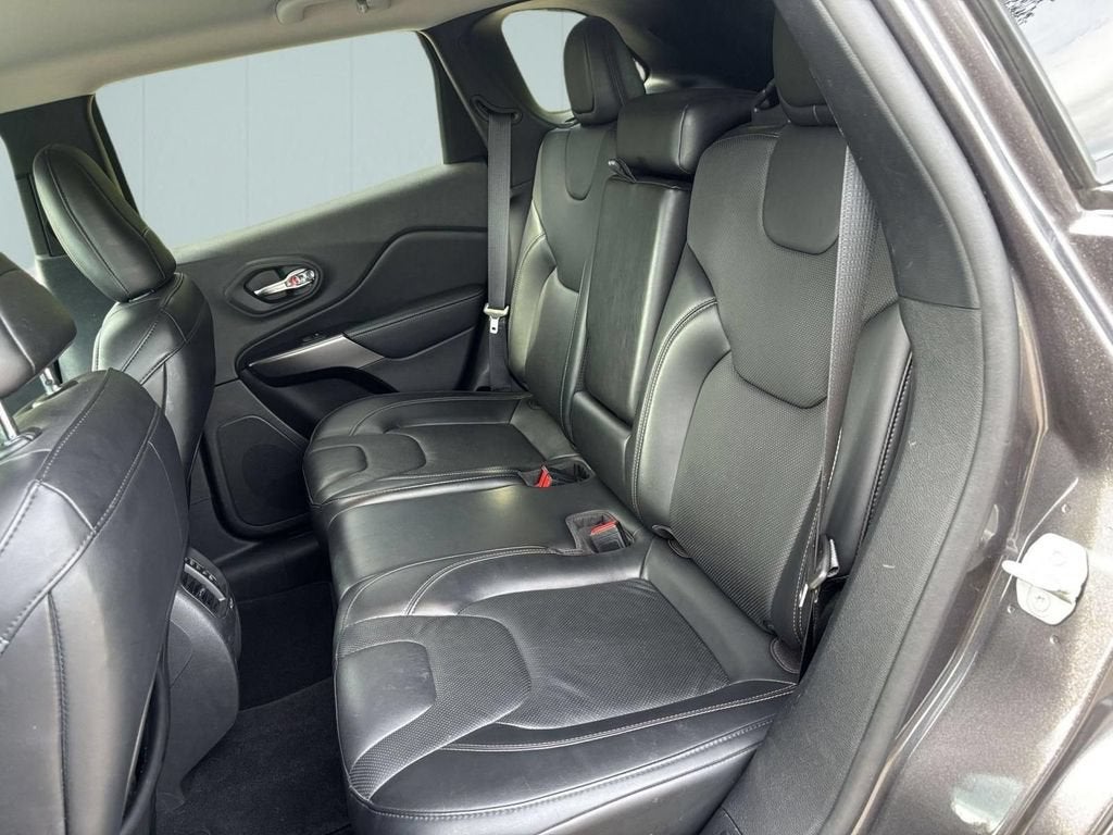 2020 Jeep Cherokee Lux