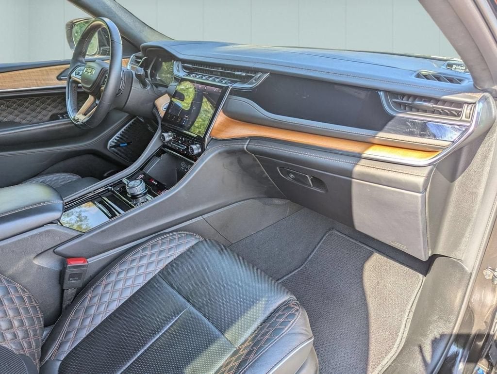 2023 Jeep Grand Cherokee L Summit Reserve