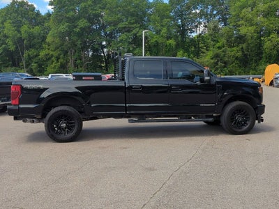 2022 Ford F-350 LARIAT