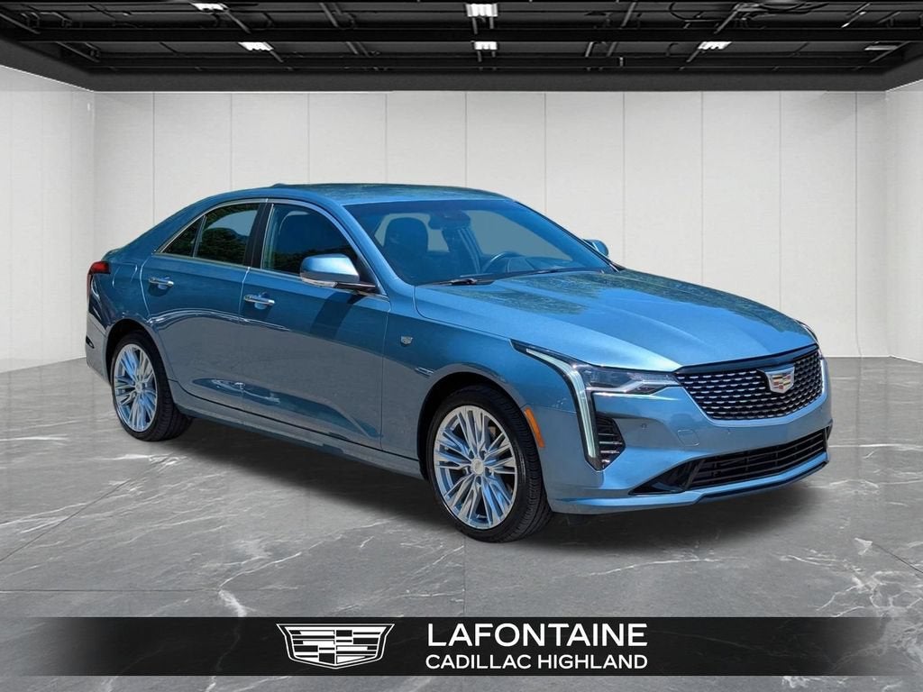 2023 Cadillac CT4 Premium Luxury