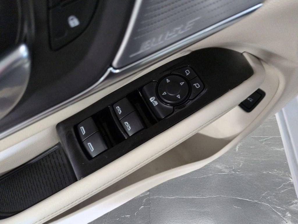 2023 Cadillac CT4 Luxury