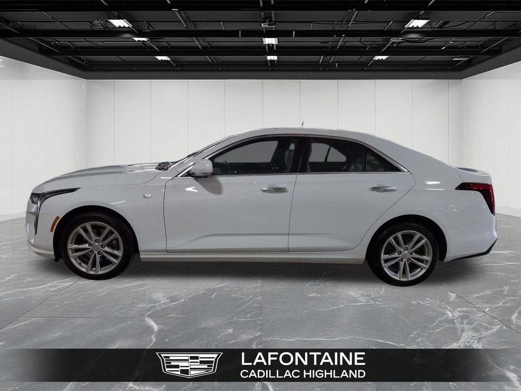 2023 Cadillac CT4 Luxury