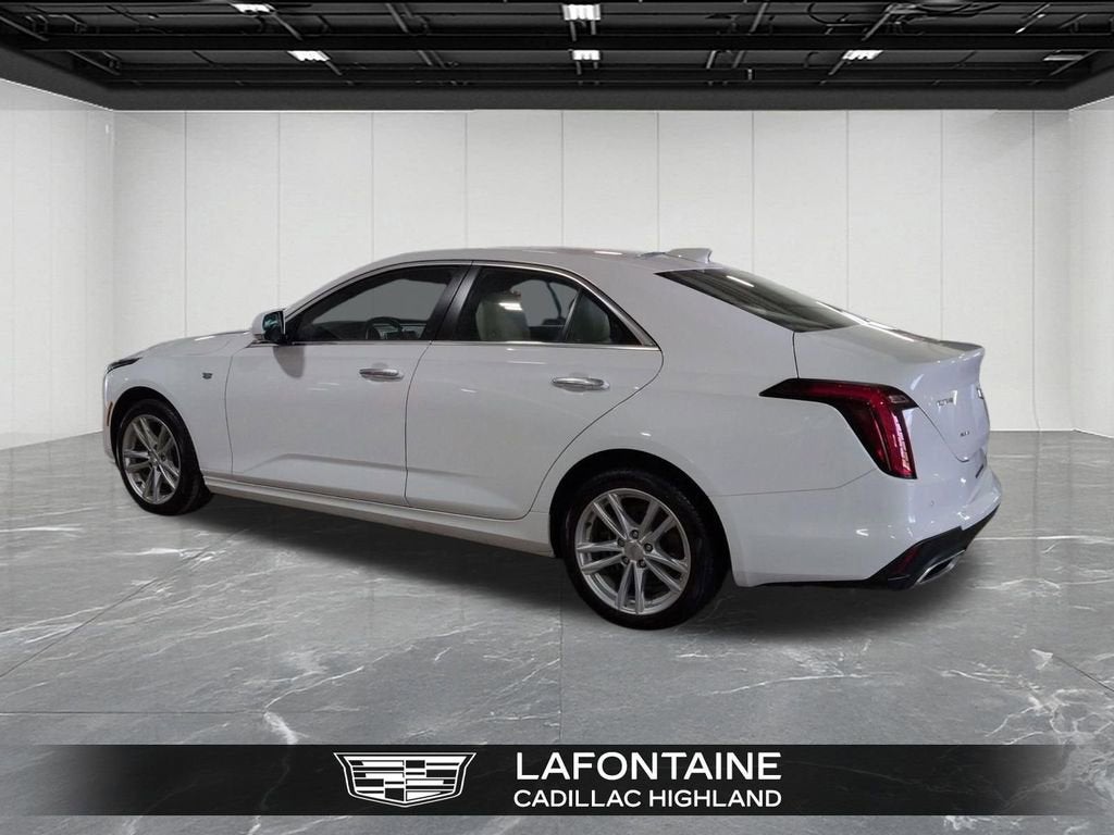 2023 Cadillac CT4 Luxury