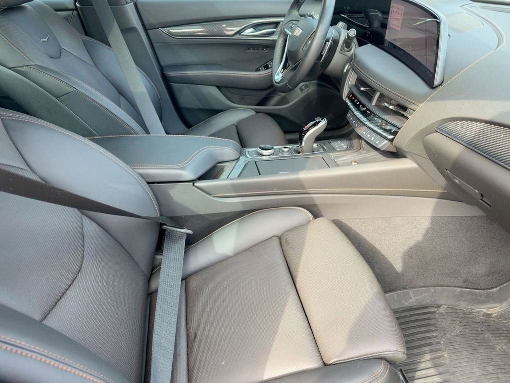 2025 Cadillac CT5 Sport