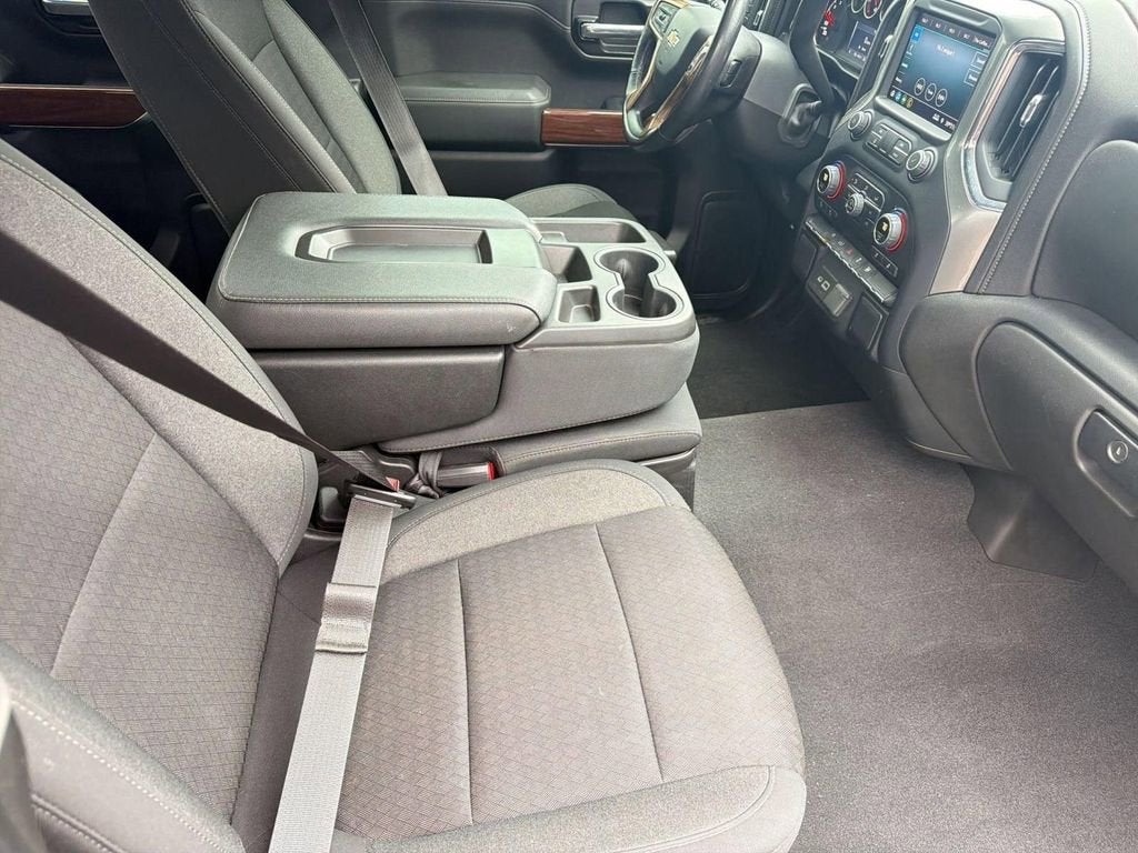 2022 Chevrolet Silverado 1500 LTD LT (2FL)