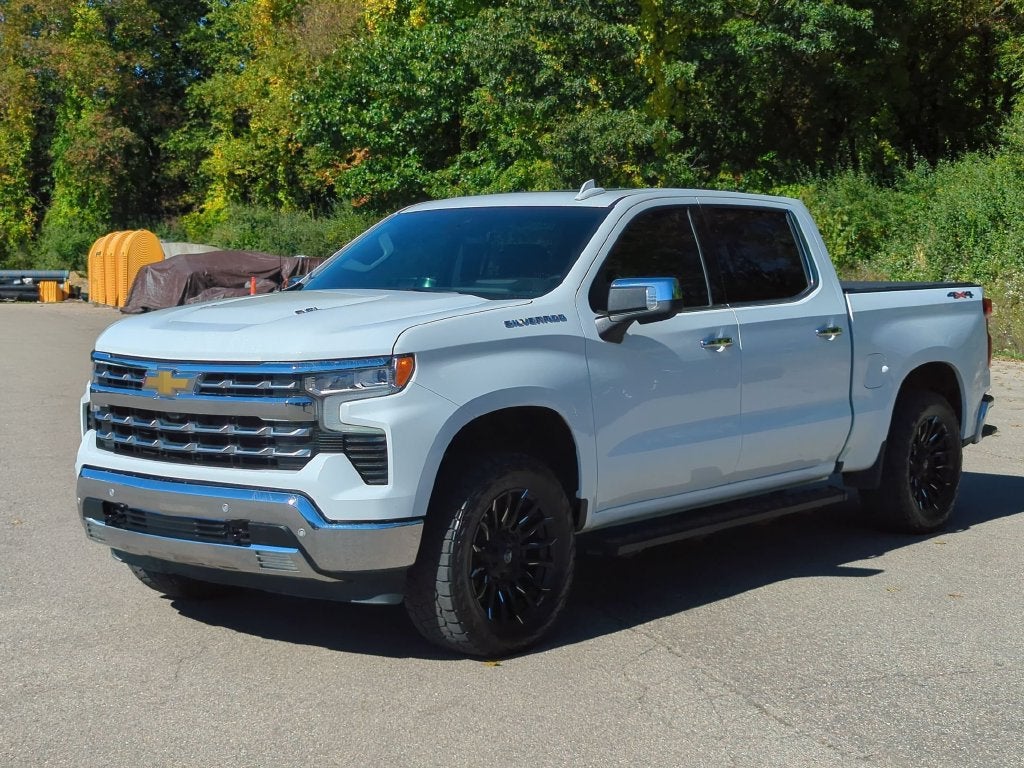 2025 Chevrolet Silverado 1500 LTZ