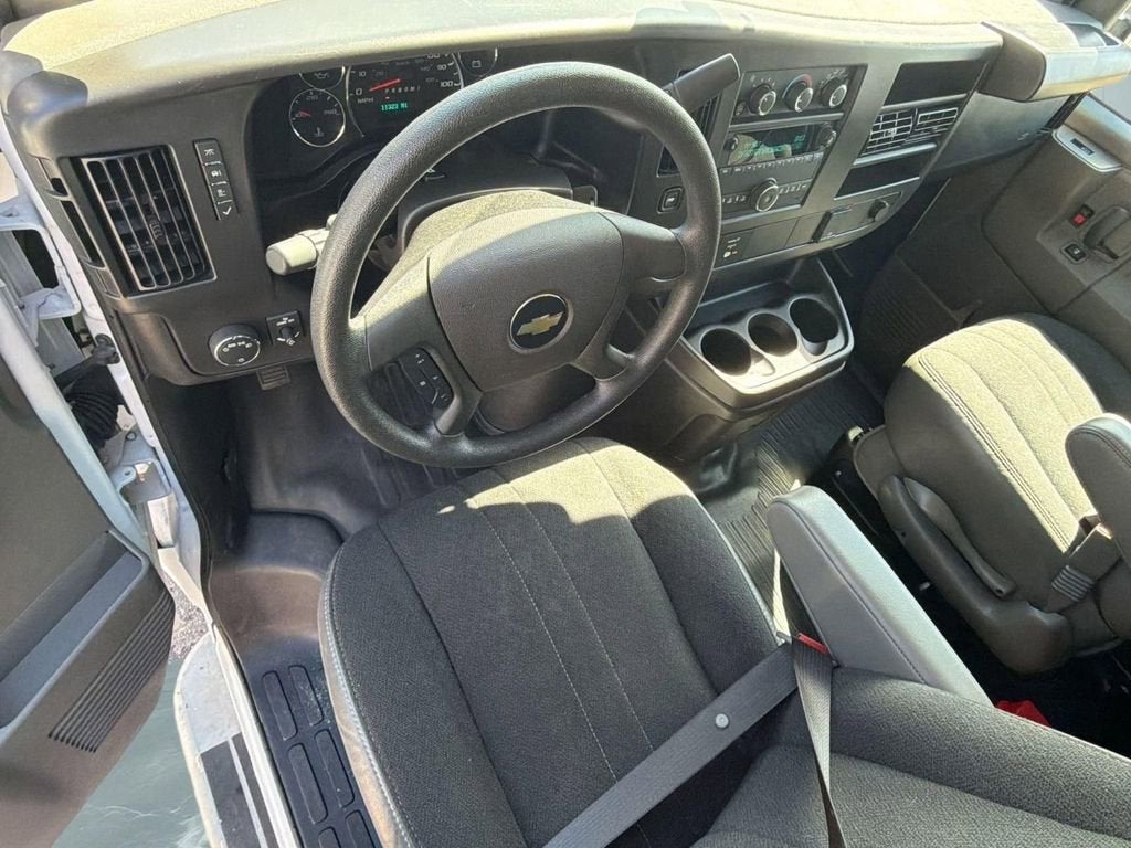 2024 Chevrolet Express Cargo 2500 WT