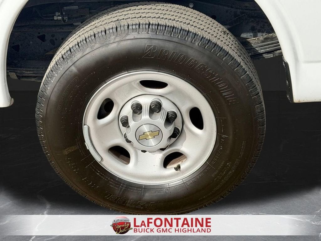 2024 Chevrolet Express Cargo 2500 WT