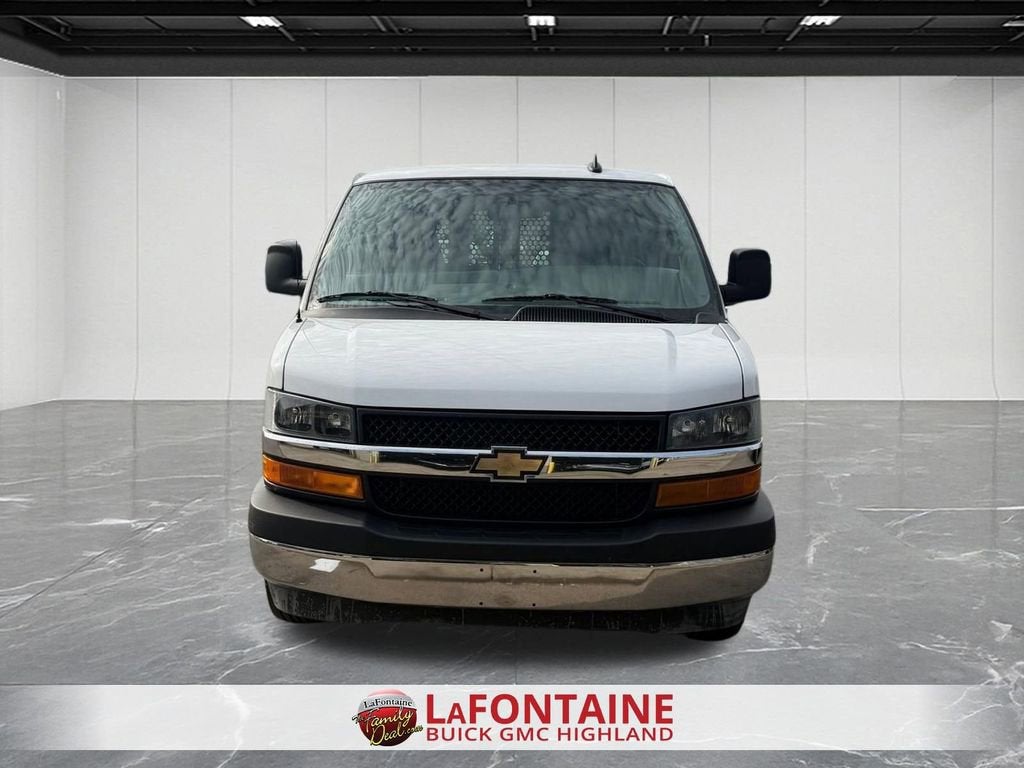 2024 Chevrolet Express Cargo 2500 WT