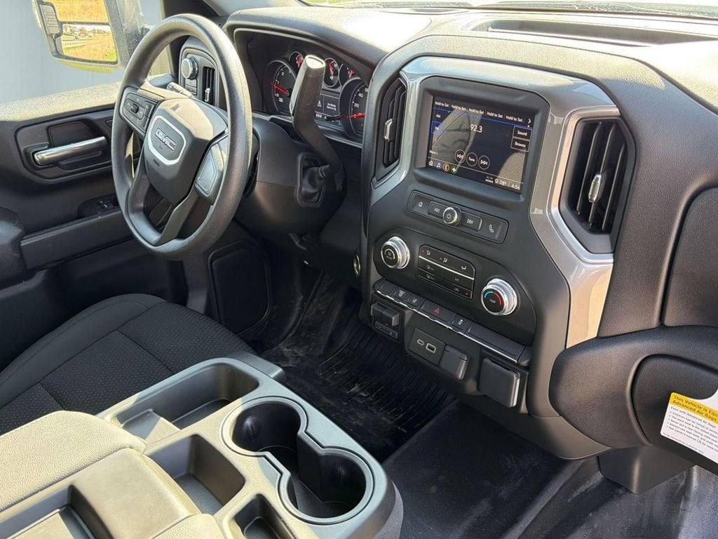 2024 GMC Sierra 2500 HD Pro